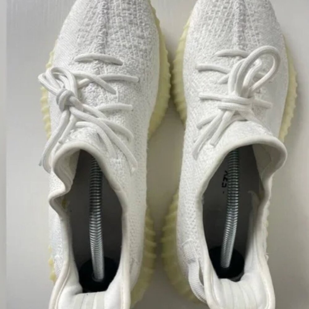 Mens Yeezy Boost 350 V2 TCream/riple White Sneaker Size 9.5 - Picture 6 of 13